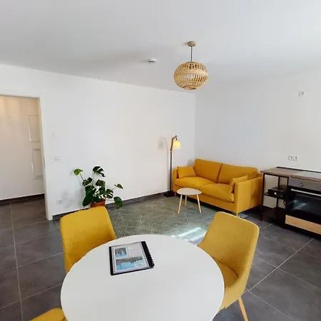 Travel Art Boardinghouse Aparthotel