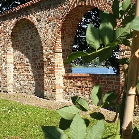 Travel Art Boardinghouse 3* Neuruppin