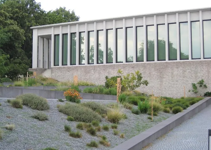 מלון דירות Travel Art Boardinghouse 3*